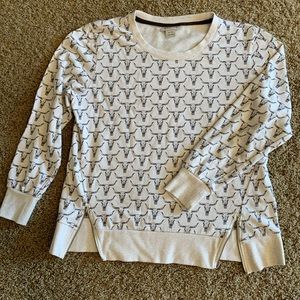 Ariat steerhead sweatshirt
